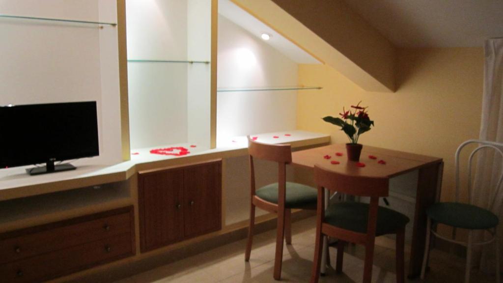 Aparthotel Las Olivas- Borox Seseña Nuevo Zimmer foto
